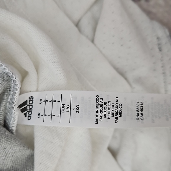 Adidas Logo T-Shirt Team Lillard NWT Size Large - Picture 5 of 6